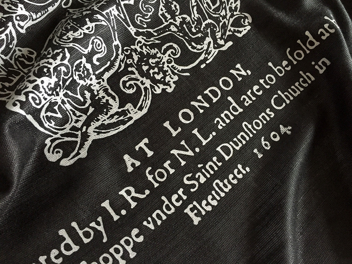 Hamlet Book Scarf. Shakespeare linen-weave pashmina