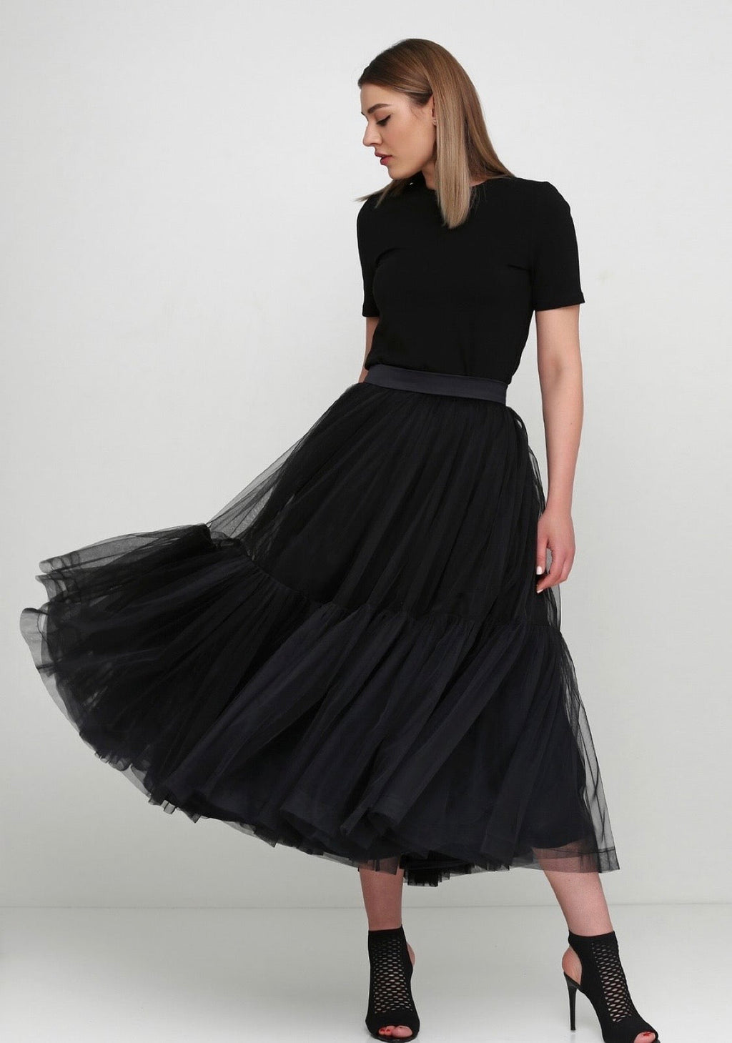 Magia tulle midi skirt