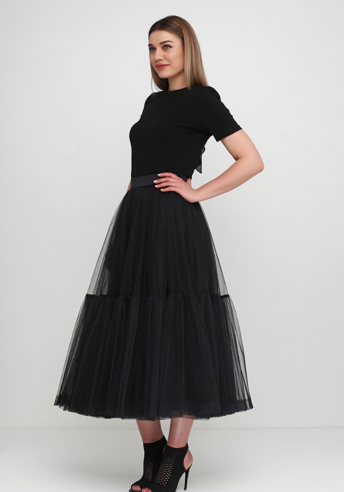 Magia tulle midi skirt