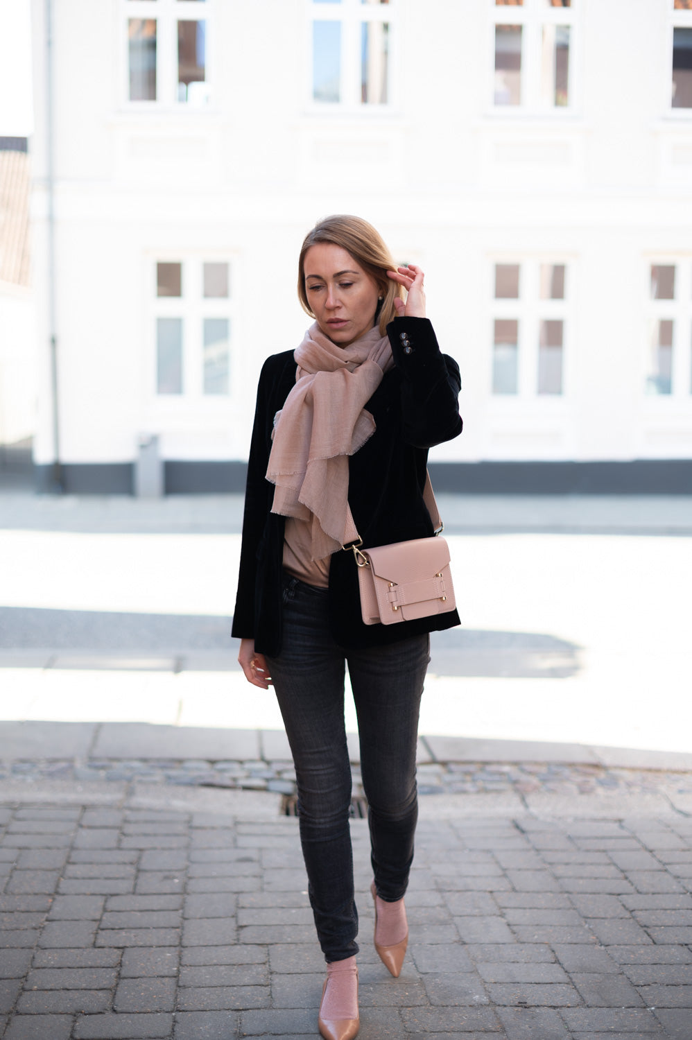 Rene 03 Dressy Rose wool and silk scarf